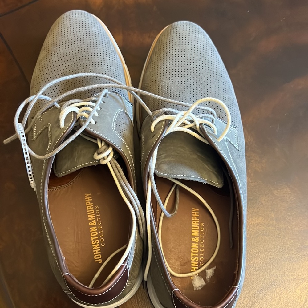 Johnston & Murphy Collection Men's Vaughn Perforated Plain Toe Oxfords - Picture 7 of 12